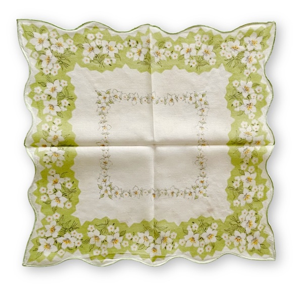 Antique Midcentury Off White Green Scalloped Floral Cotton Linen Handkerchief - Picture 6 of 6